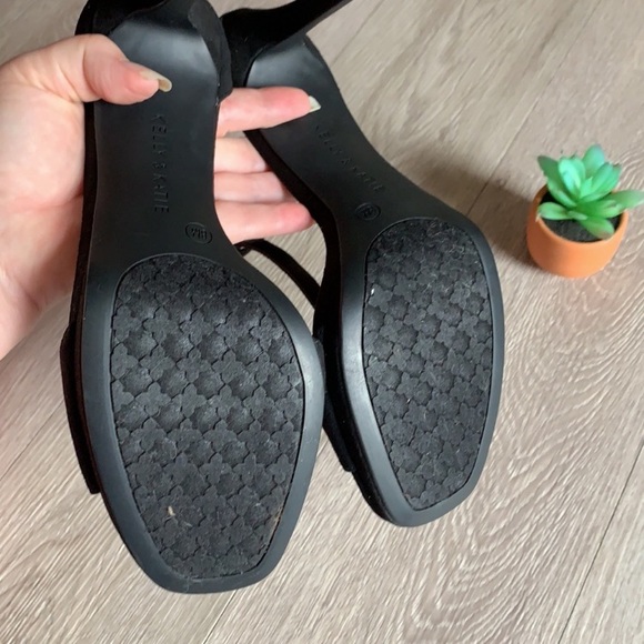 Kelly & Katie Conradd 8M New - Picture 12 of 15